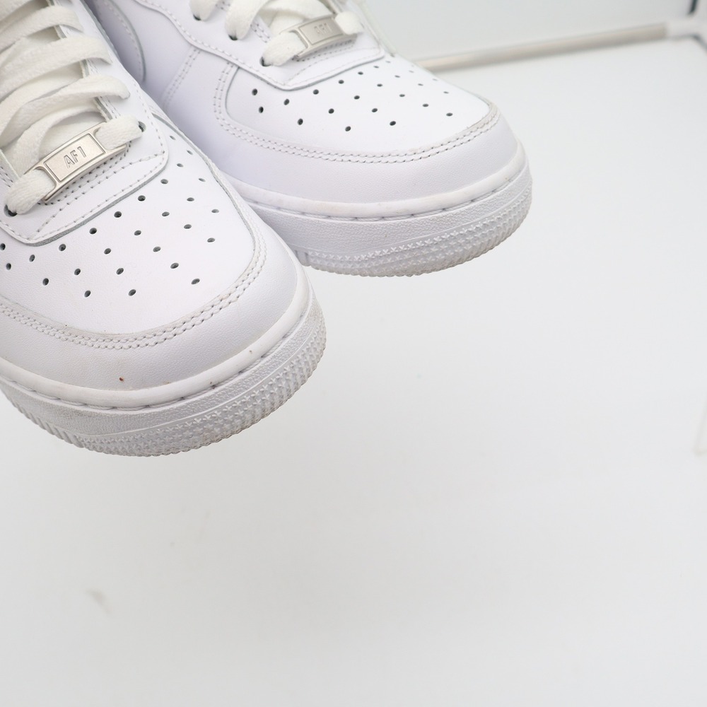 Nike Air Force 1 07 Womens 6.5 White Low Top Sneakers 315115-112 Triple White - Picture 7 of 14